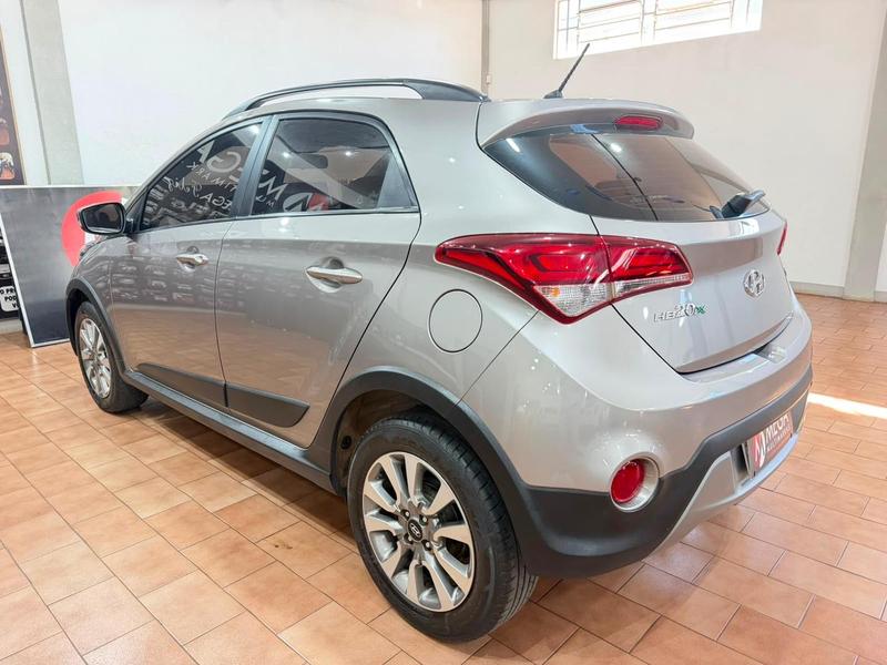 Hyundai HB20X Style 1.6 Flex 16V Mec. - foto 2