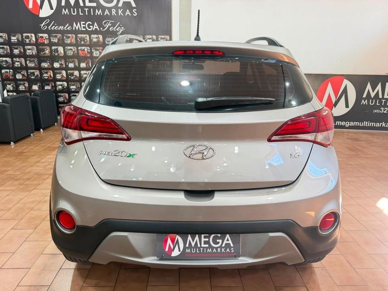 Hyundai HB20X Style 1.6 Flex 16V Mec. - foto 4