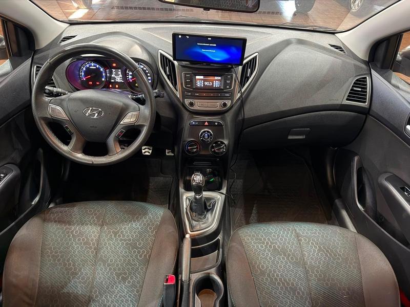 Hyundai HB20X Style 1.6 Flex 16V Mec. - foto 10