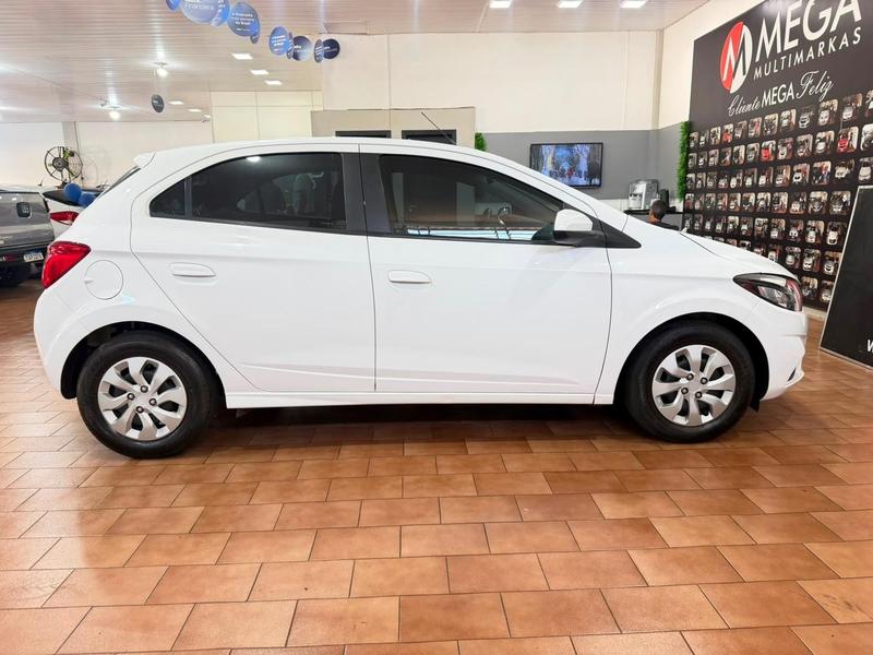 Chevrolet Onix Hatch LT 1.0 8V Flexpower 5P Mec. - foto 5
