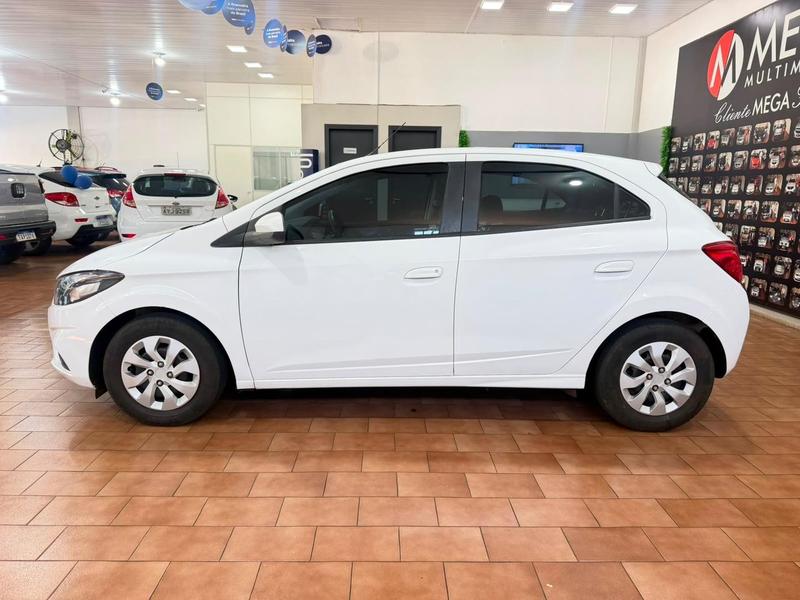 Chevrolet Onix Hatch LT 1.0 8V Flexpower 5P Mec. - foto 6