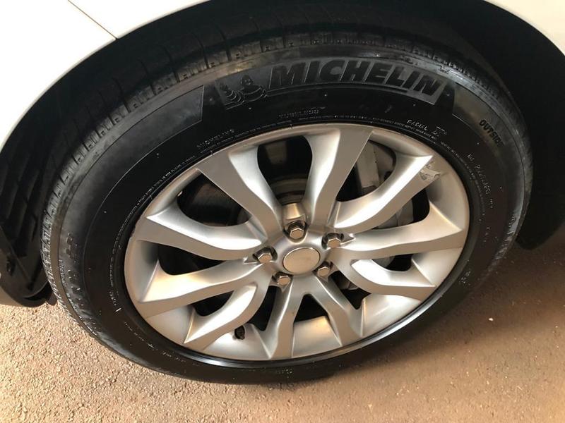 Land Rover Range Rover Velar P300 R Dynamic Se - foto 4
