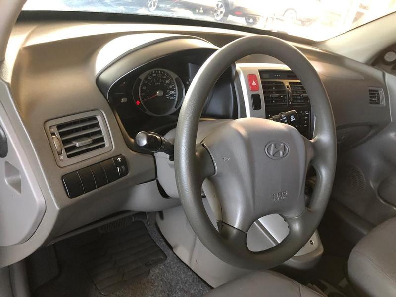 Hyundai Tucson Gl 20l - foto 6