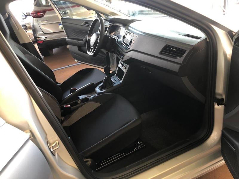 Volkswagen Polo 1.0 12V Flex - foto 12