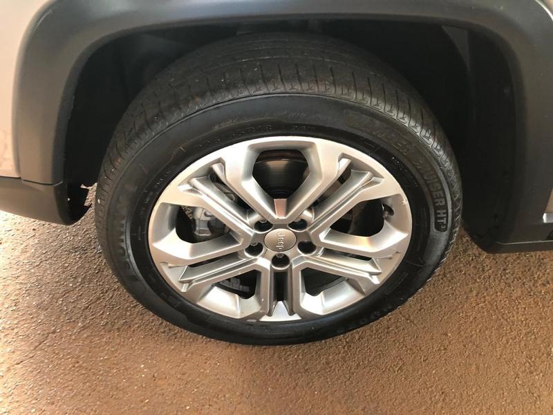 Jeep Compass Long Td 350 2.0 4X4 Diesel Automático - foto 5