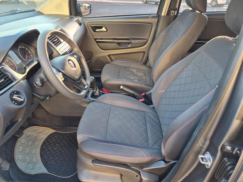 Volkswagen Fox Highline 1.6 16V MSI - foto 9