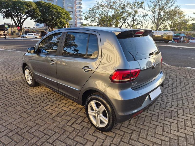 Volkswagen Fox Highline 1.6 16V MSI - foto 8