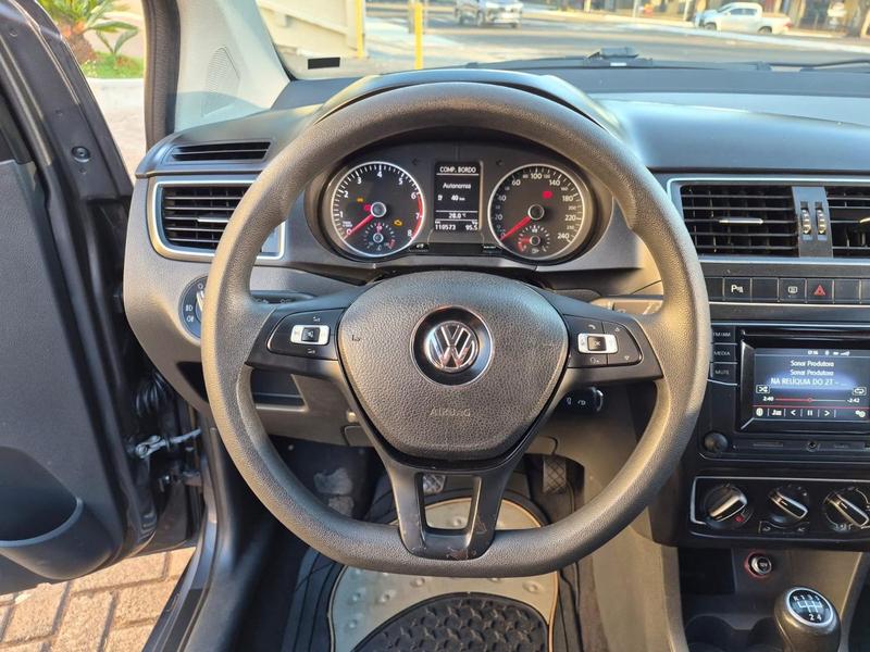 Volkswagen Fox Highline 1.6 16V MSI - foto 10