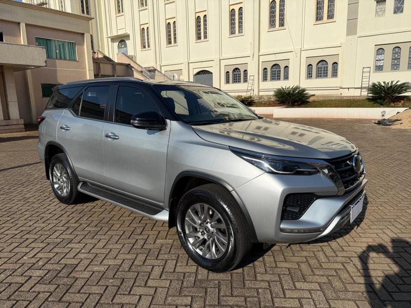 Toyota SW4 Dsl 4X4 Srx At 7s Diesel - foto 4