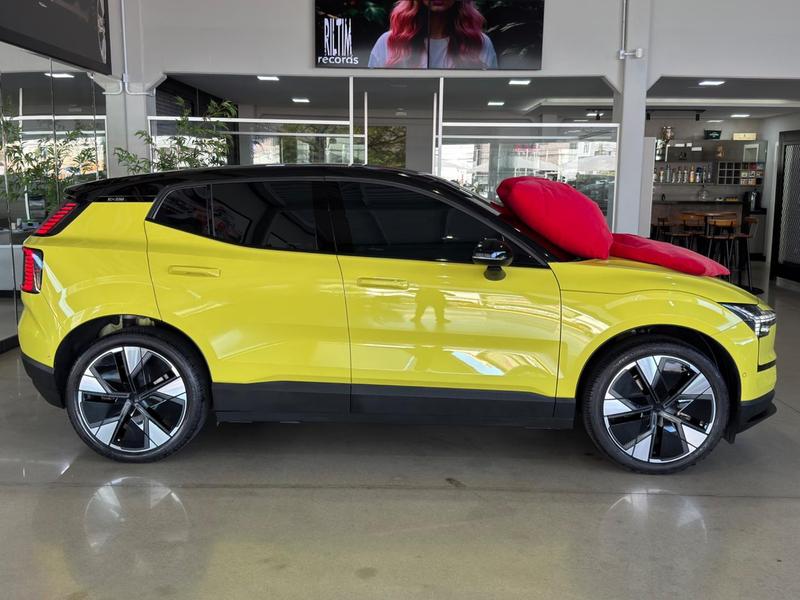Volvo EX30 E60 Ultra Elétrico - foto 4