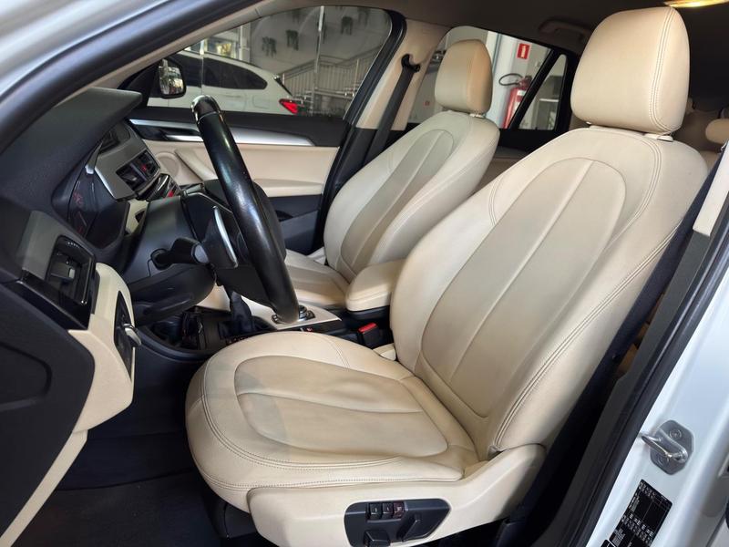 BMW X1 2.0 Sdrive 20i Active Flex Automático - foto 16
