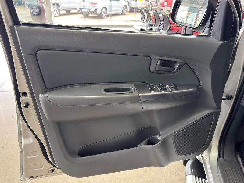 Toyota Hilux Cd Sr Automática 3.0 4X4 - foto 16