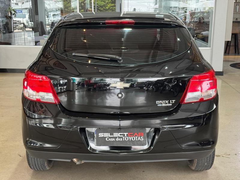 Chevrolet Onix 10mt LT - foto 7