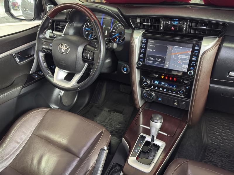 Toyota SW4 28 Srx 4X4 7 Lugares - foto 12