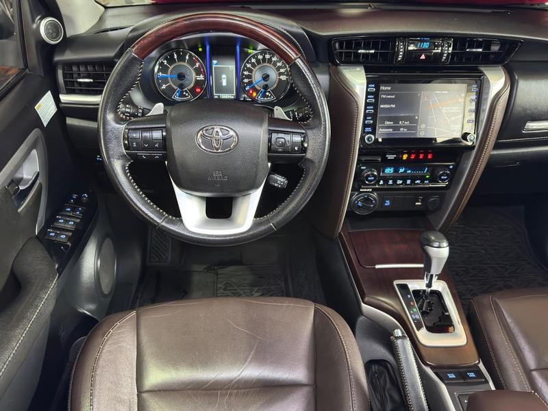 Toyota SW4 28 Srx 4X4 7 Lugares - foto 11