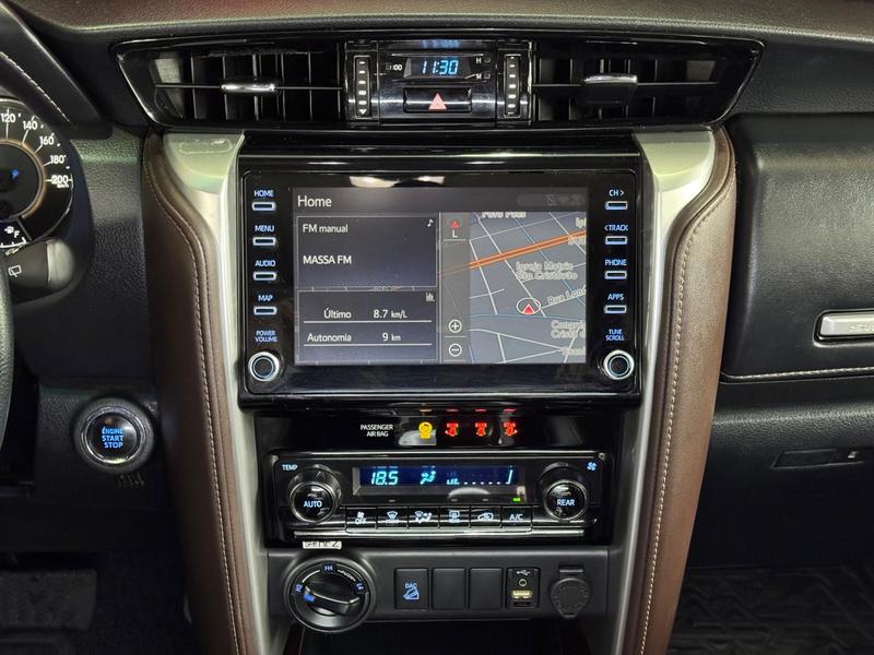 Toyota SW4 28 Srx 4X4 7 Lugares - foto 15