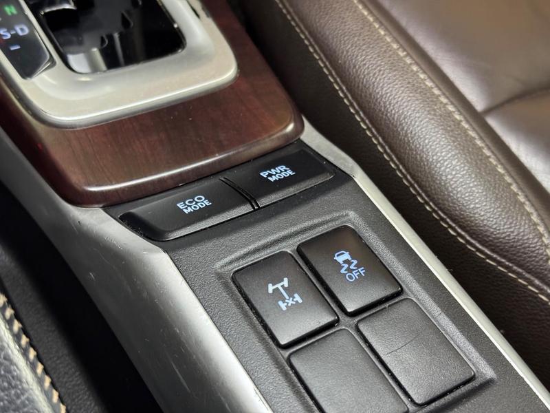 Toyota SW4 28 Srx 4X4 7 Lugares - foto 17