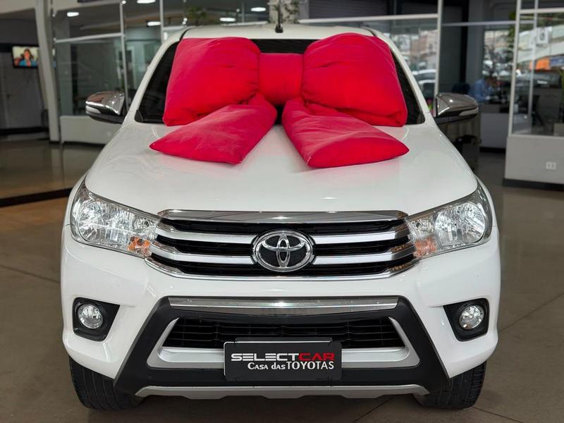 Toyota Hilux 28 Srv 4X4 Cd 16V Diesel 4P Automático - foto 2