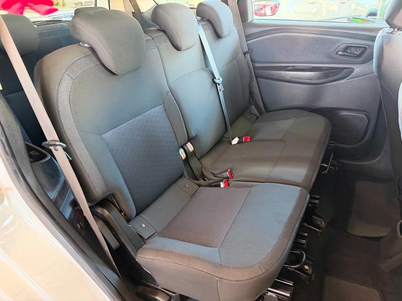 Chevrolet Spin 18l At - foto 17