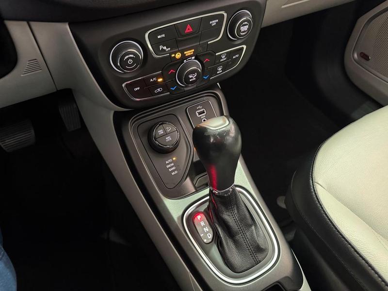 Jeep Compass Longitude 2.0 4X4 Dies 16V Automático - foto 15
