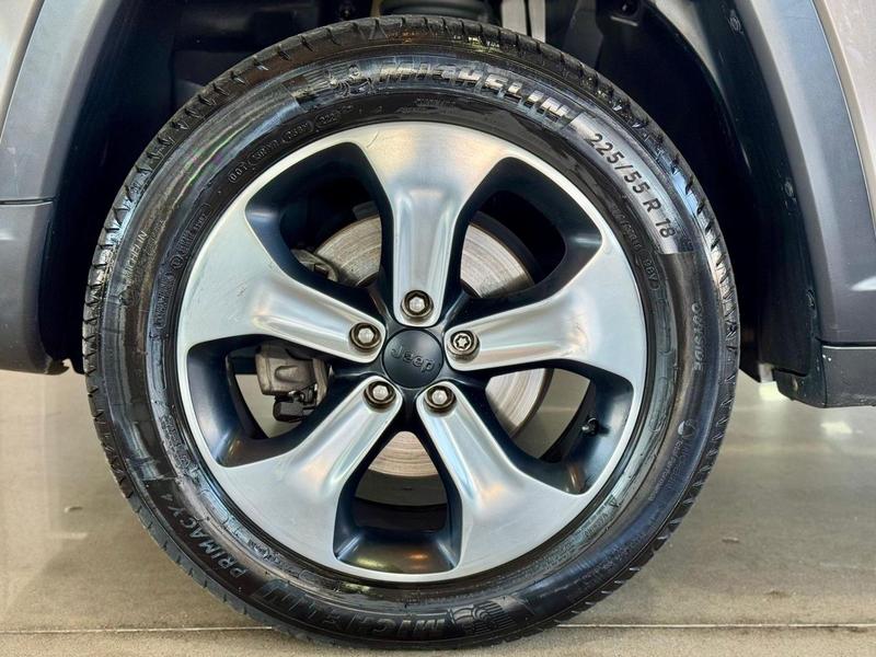 Jeep Compass Longitude 2.0 4X4 Dies 16V Automático - foto 17