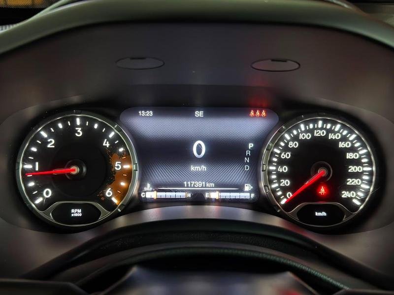 Jeep Renegade Limited 2.0 Tb Diesel 4X4 Automático - foto 12