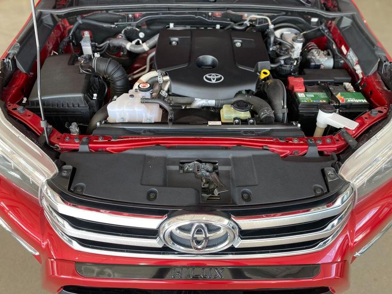 Toyota Hilux 28 Srx 4X4 28 TDI 16V Diesel Automático - foto 18
