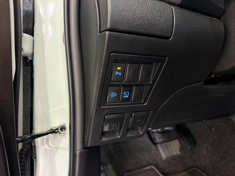 Toyota Hilux Cd Srx Plus 4X4 28 TDI Die Automático - foto 16