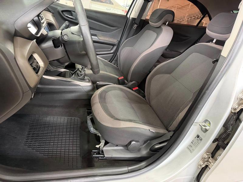 Chevrolet Prisma 14mt LT - foto 15