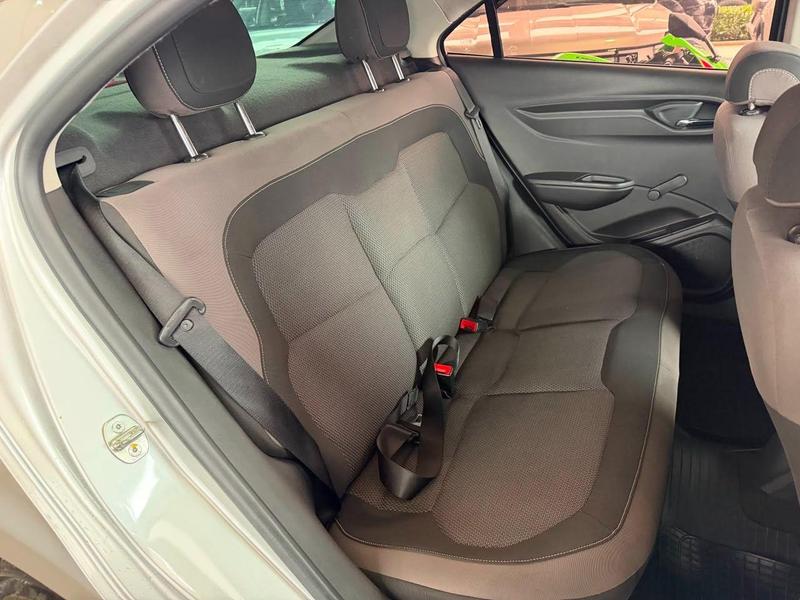 Chevrolet Prisma 14mt LT - foto 17