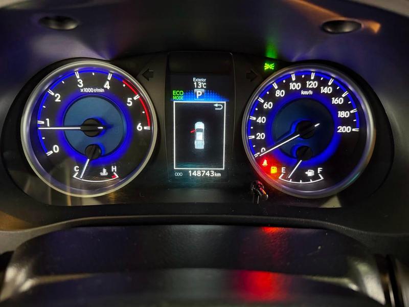 Toyota Hilux Cd Srx 4X4 28 TDI 16V Diesel Automático - foto 13