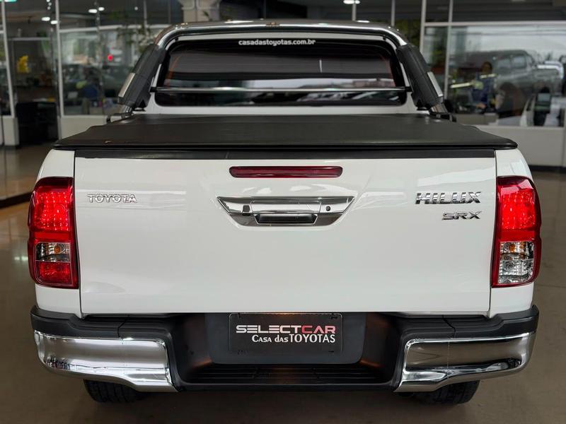 Toyota Hilux Cd Srx 4X4 28 TDI 16V Diesel Automático - foto 7