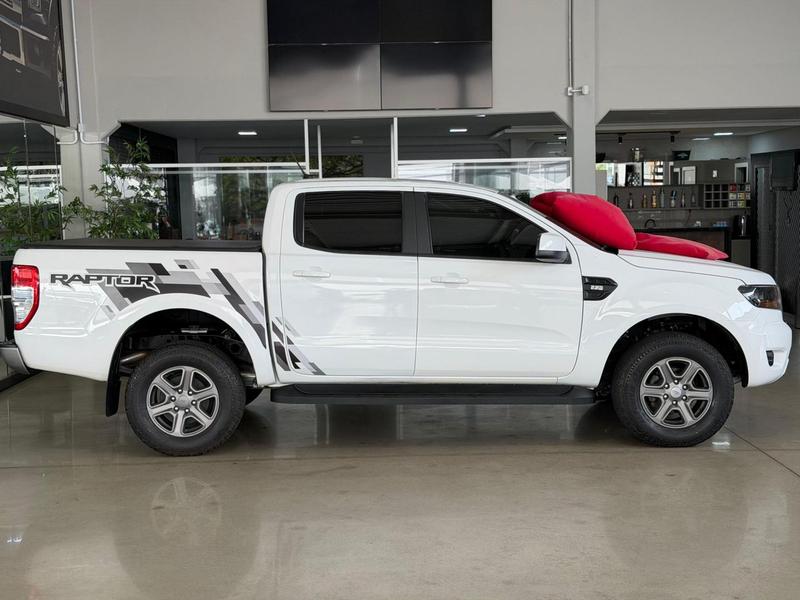 Ford Ranger Xls 22 4X2 Automático - foto 4