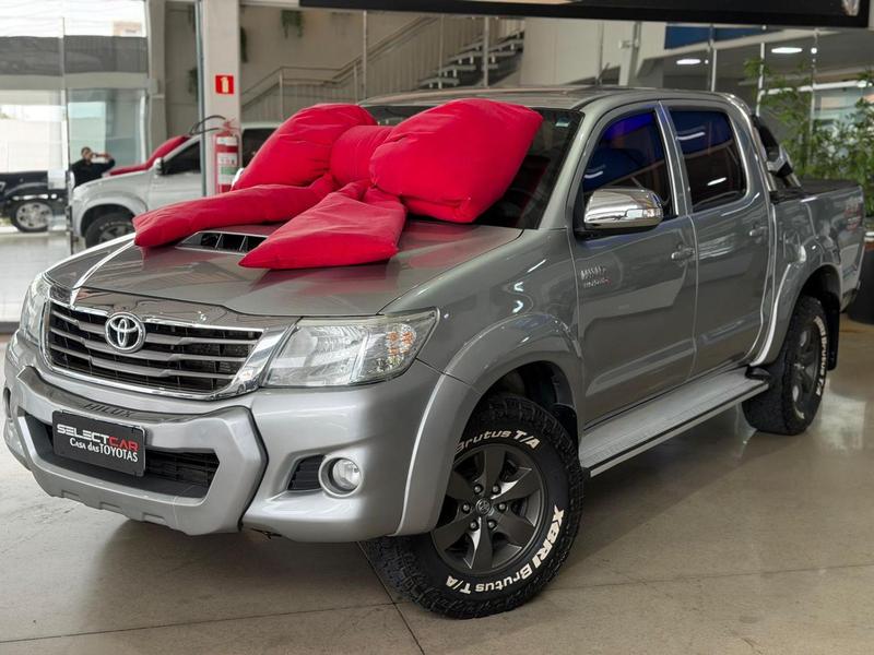 Toyota Hilux Cd Srv D4 D 4X4 3.0 TDI Diesel Automático - foto 3