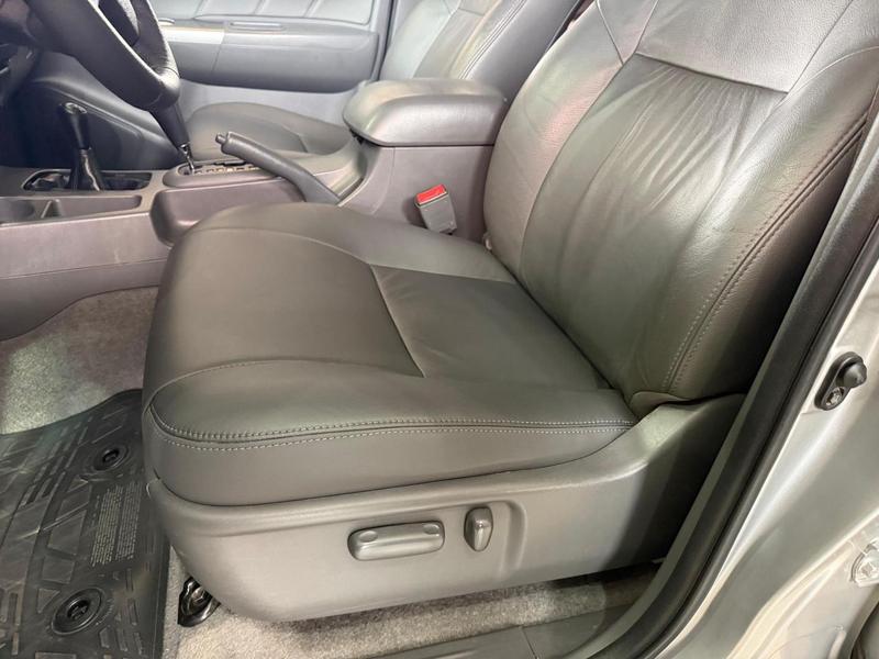 Toyota Hilux Cd Srv D4 D 4X4 3.0 TDI Diesel Automático - foto 16