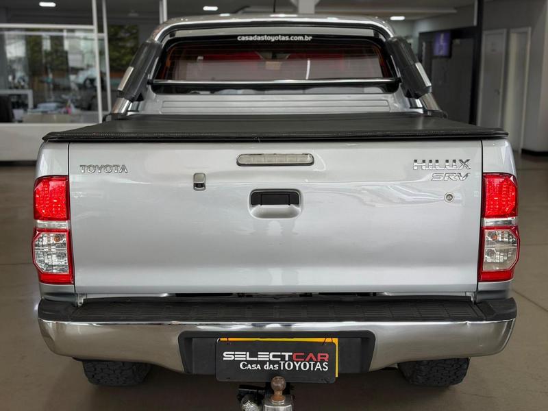 Toyota Hilux Cd Srv D4 D 4X4 3.0 TDI Diesel Automático - foto 7