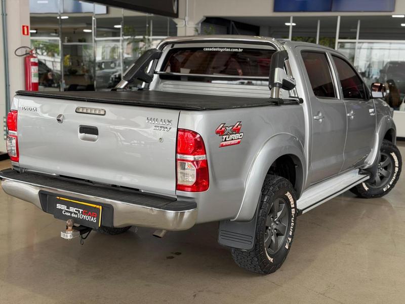 Toyota Hilux Cd Srv D4 D 4X4 3.0 TDI Diesel Automático - foto 6