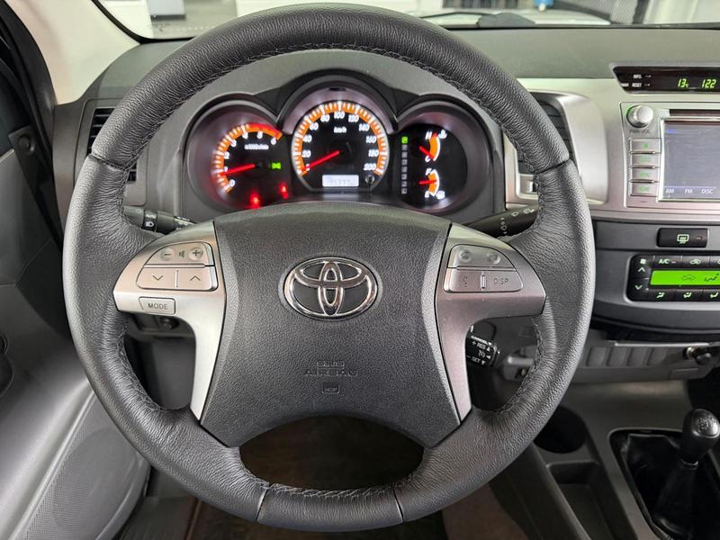 Toyota Hilux Cd Srv D4 D 4X4 3.0 TDI Diesel Automático - foto 11