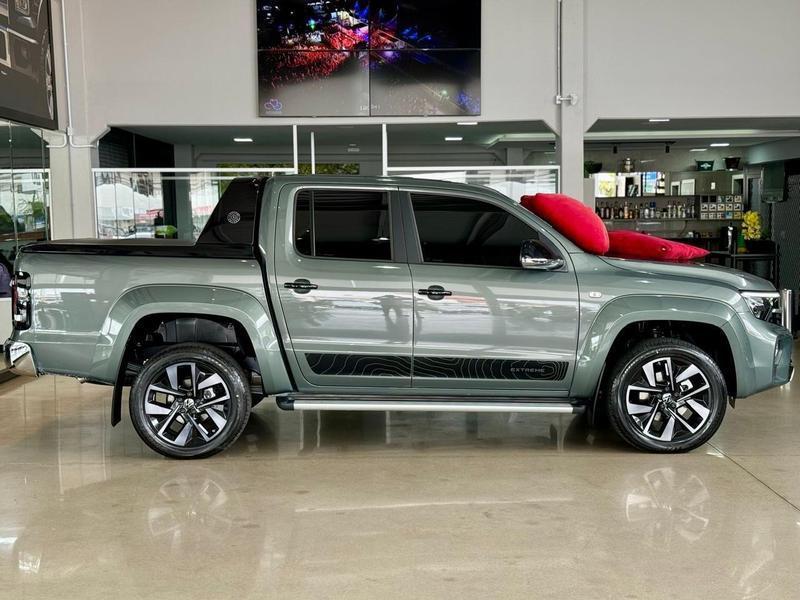 Volkswagen Amarok 3.0 V6 TDI Diesel Highline Extreme Cd 4X4 Automático - foto 4