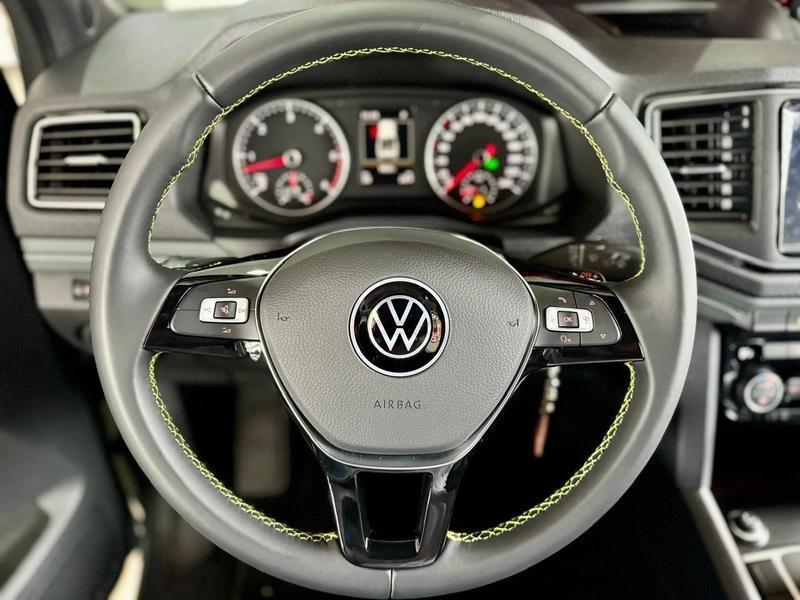 Volkswagen Amarok 3.0 V6 TDI Diesel Highline Extreme Cd 4X4 Automático - foto 11