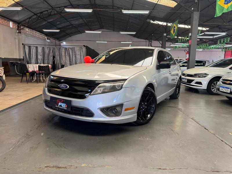 Ford Fusion - foto 2