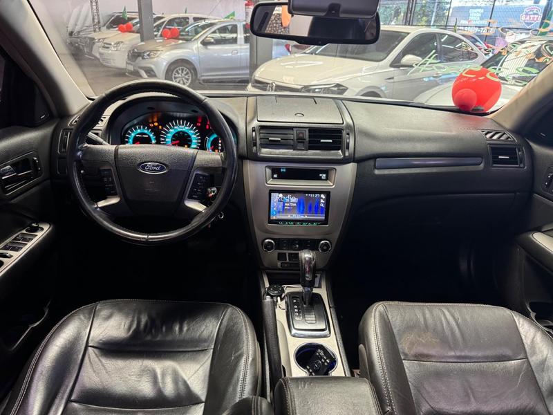 Ford Fusion - foto 8