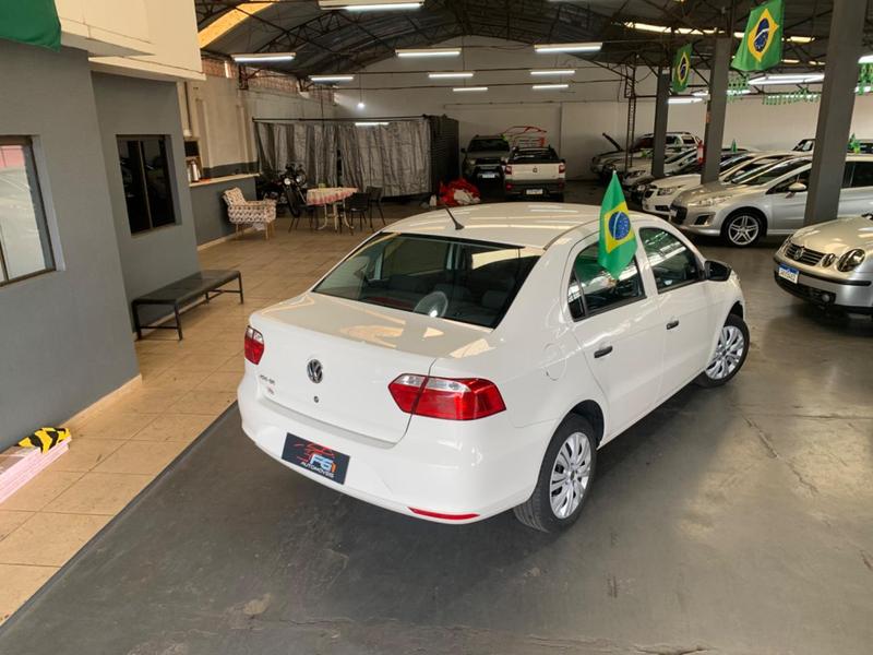 Volkswagen Voyage MPI - foto 4