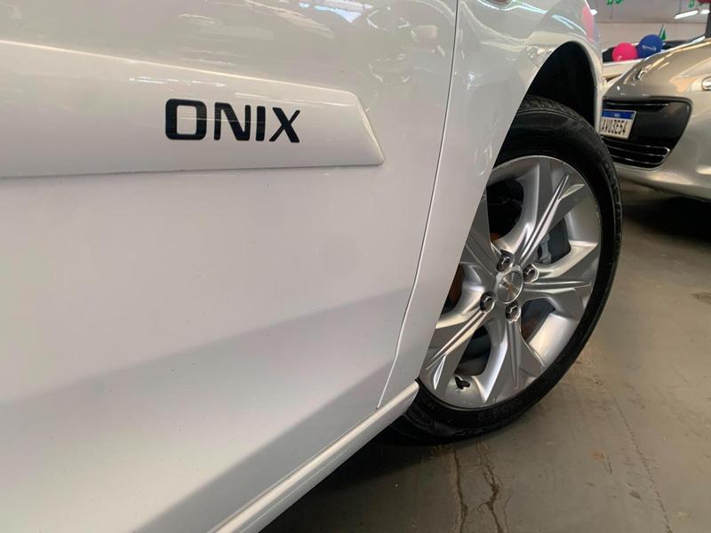 Chevrolet Onix Plus 10tat LTZ - foto 4