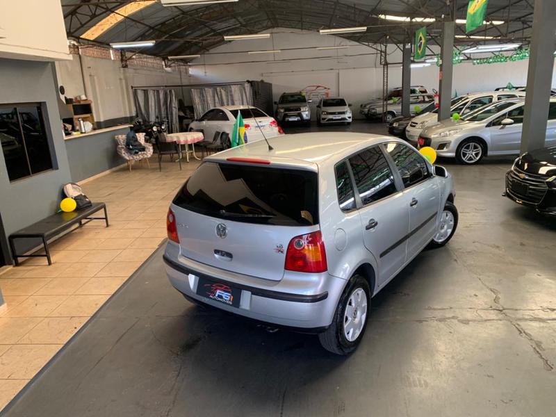 Volkswagen Polo 1.6 - foto 4