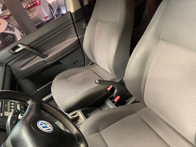 Volkswagen Polo 1.6 - foto 9