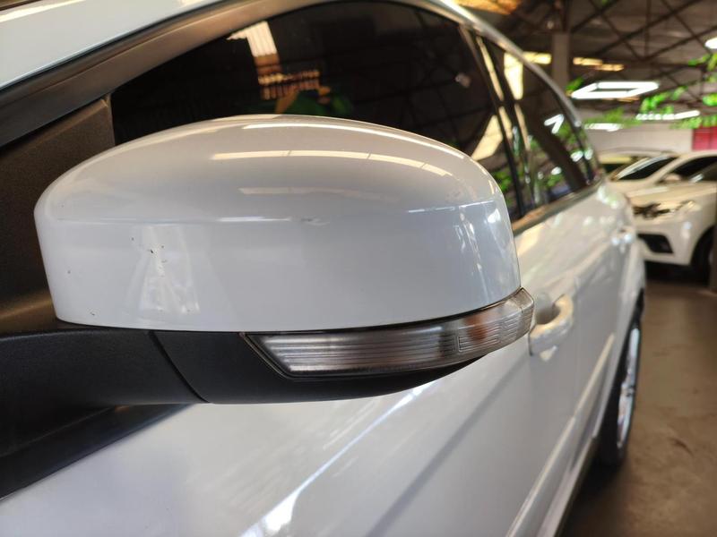 Ford Focus 2.0 ?? - foto 6