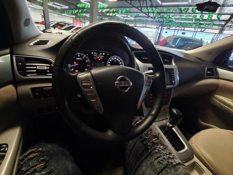 Nissan Sentra Unique - foto 10