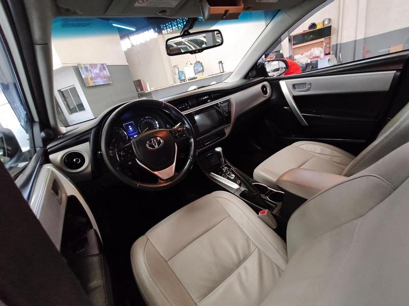 Toyota Corolla XEi ? - foto 10
