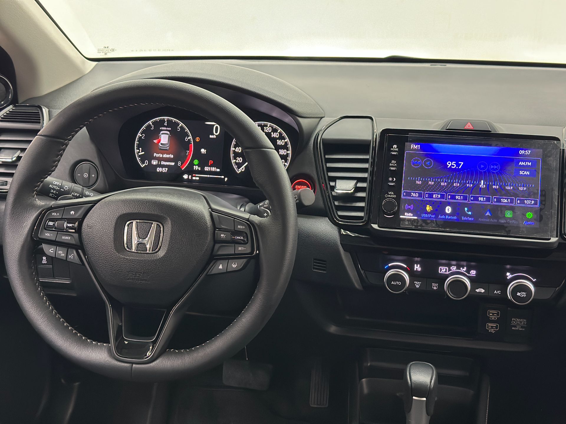 HONDA CITY HATCHBACK TOURING 1.5 FLEX 16V AUT 2024